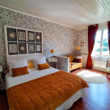 Le Clos Lauradiere Cormeilles  Екстер'єр фото
